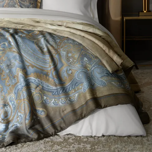 Comforter ESTHIRA