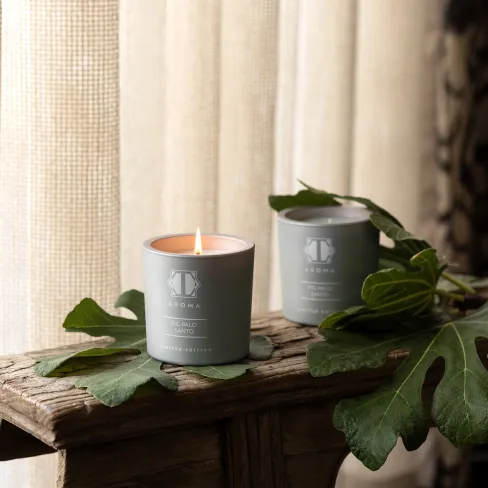 Scented candle FIGS AND PEACHES
