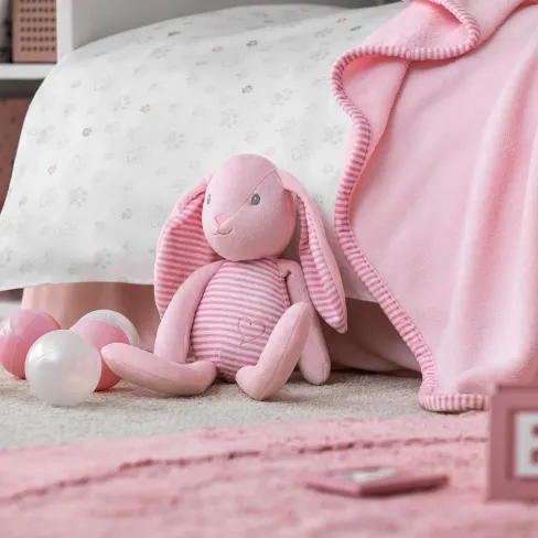 Throw with toy BUNNY   