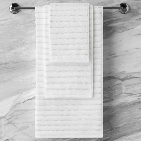 Towel LYNCH