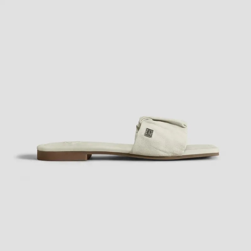 Slippers AMITA   