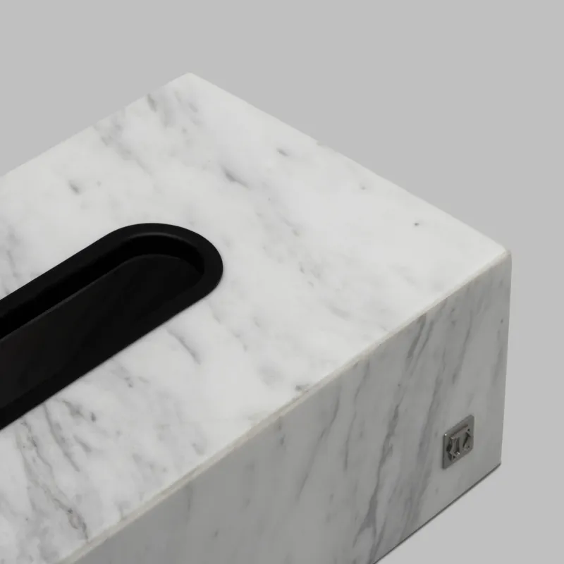 Tissue box CLEVEN