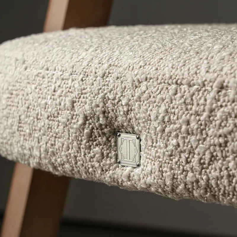 Chair ENTRE