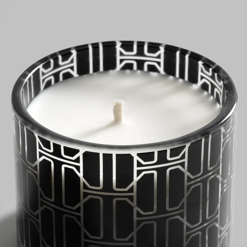 Scented candle ENGLISH PEAR AND FREESIA