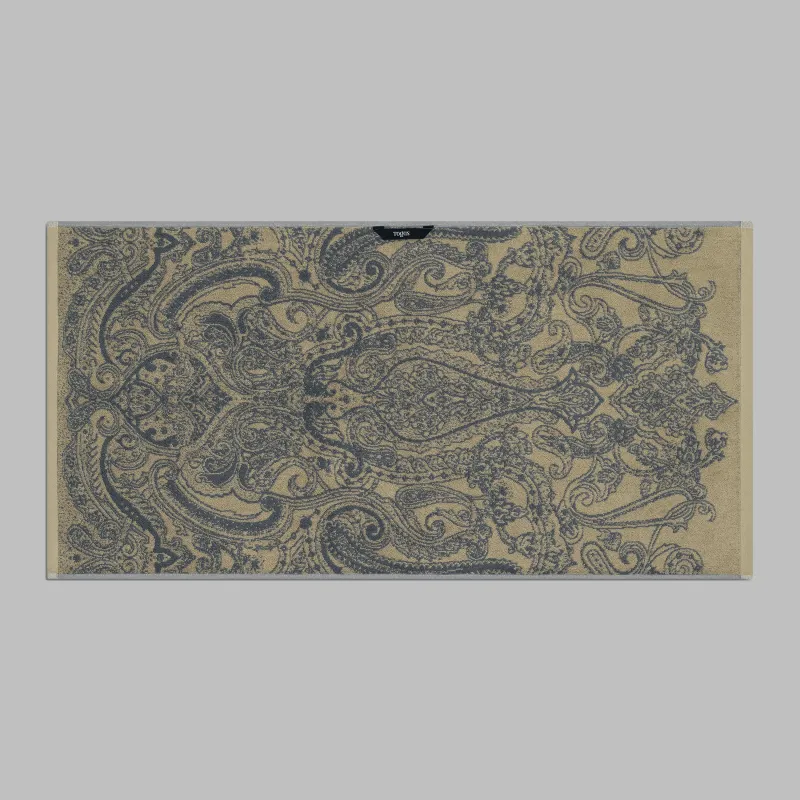 Towel ESTHIRA
