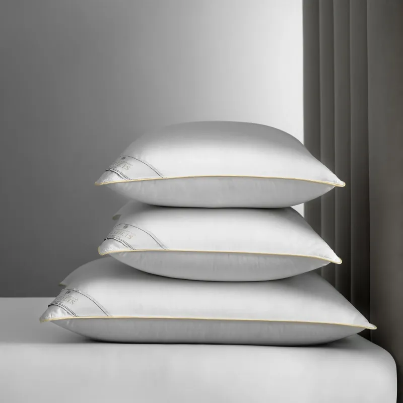 Pillow NOBILIS