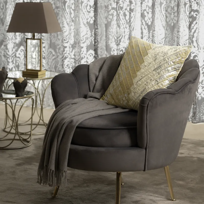 Decorative pillow PRETTE