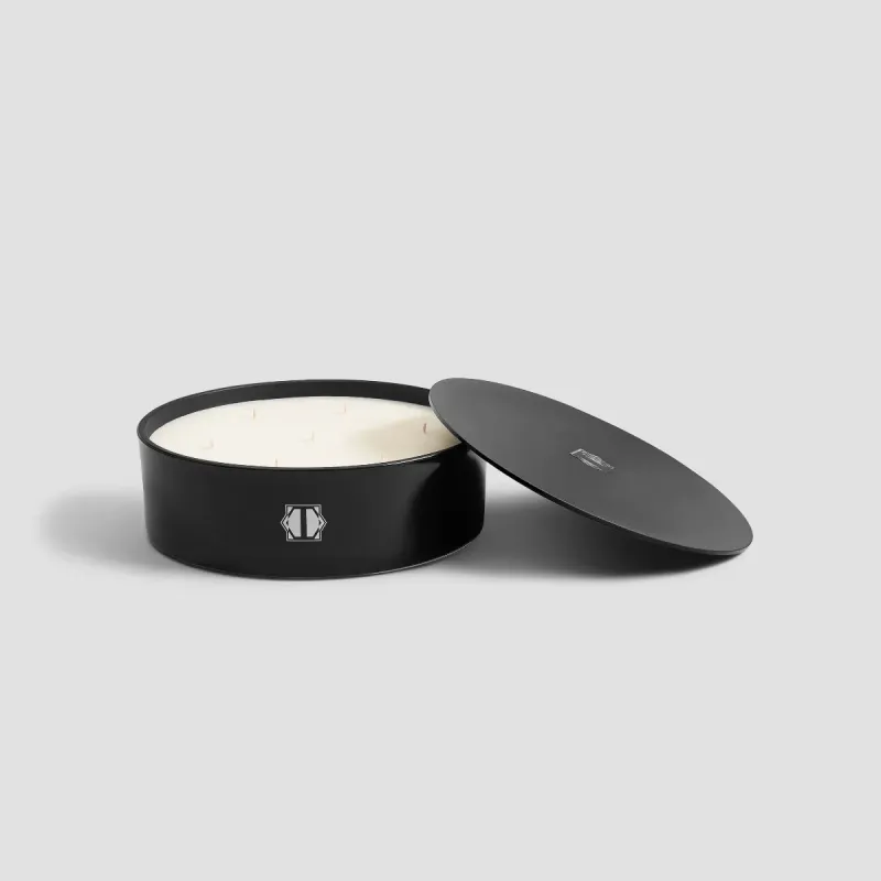 Scented candle BERGAMOT & VIOLET  