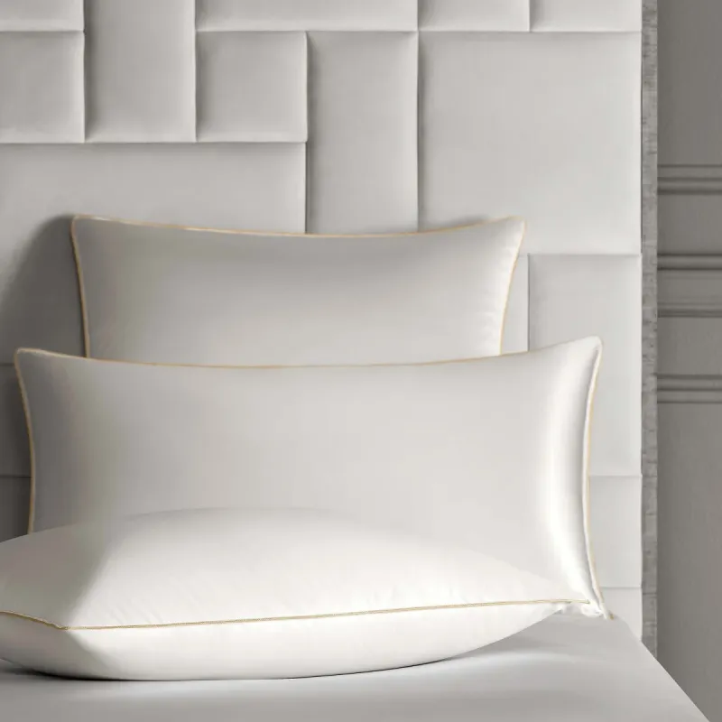 Pillow SOVEREIGN SOFT